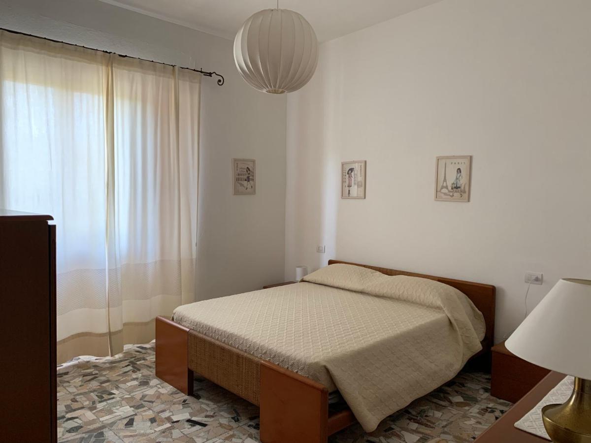 Arega B&B Villasimius Eksteriør billede