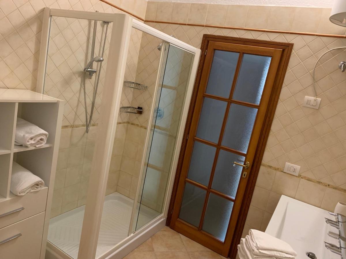 Arega B&B Villasimius Eksteriør billede